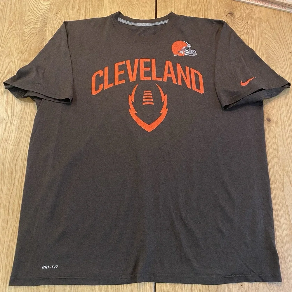Cleveland Browns Shirt Mens XXL‎ Brown NFL Football Dri Fit Nike T-shirt
